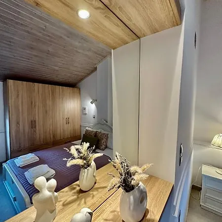 Casa Dei Spinoula Kanálion