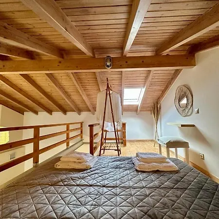 Casa Dei Spinoula Kanálion