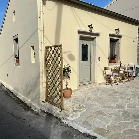 Casa Dei Spinoula *