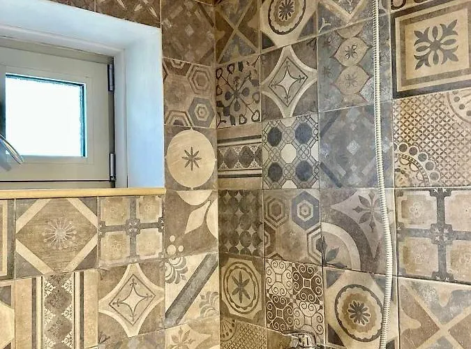 Casa Dei Spinoula Kanálion
